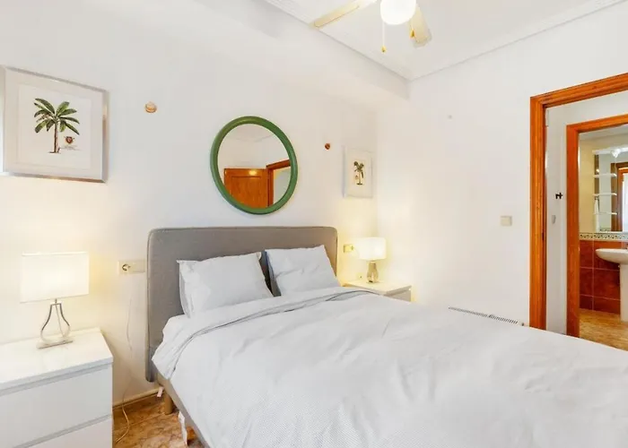 Appartement 2-bedroom With Solarium & Pool In Altos *